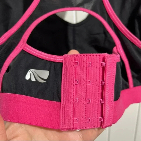 Marika Miracles Bra Womens Racerback Sports Wire Free Plus Black Size 20 - Picture 8 of 12